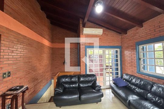 Detalhe Sala de casa para alugar com 4 quartos, 290m² em Ideal, Novo Hamburgo