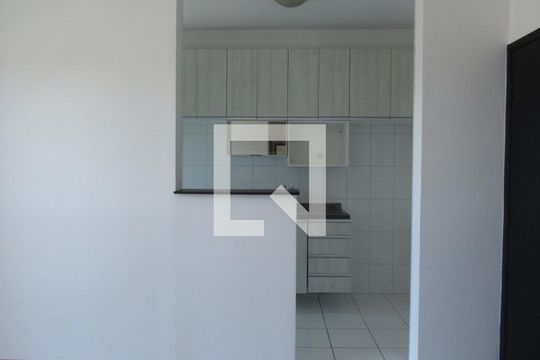 Sala de apartamento à venda com 2 quartos, 48m² em Presidente Altino, Osasco