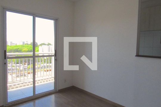 Sala de apartamento à venda com 2 quartos, 48m² em Presidente Altino, Osasco
