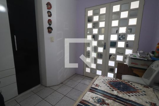 Quarto 1  de casa à venda com 3 quartos, 160m² em Ouro Branco, Novo Hamburgo