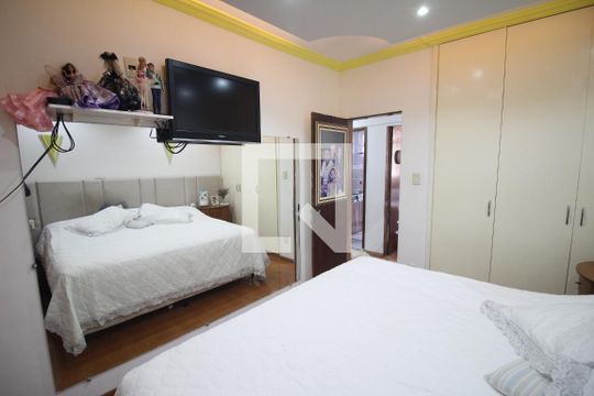 Quarto 1 de apartamento à venda com 4 quartos, 200m² em Teixeira Dias (barreiro, Belo Horizonte