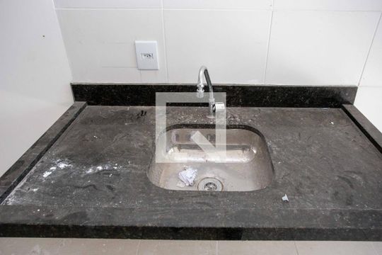 Sala/Cozinha de apartamento à venda com 2 quartos, 38m² em Centro, Diadema