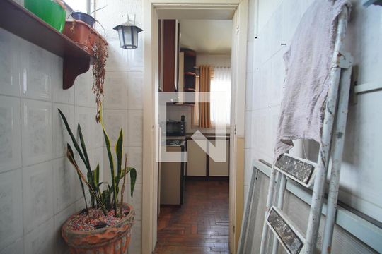 Despensa de apartamento para alugar com 3 quartos, 208m² em Rondônia, Novo Hamburgo