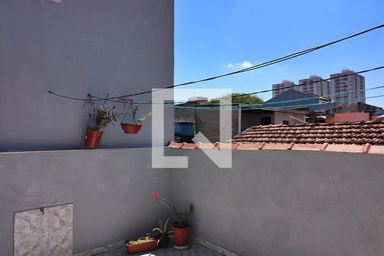 Quintal de casa à venda com 2 quartos, 139m² em Conjunto Residencial Enseada, São Bernardo do Campo