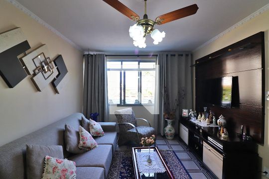 Sala de casa à venda com 2 quartos, 139m² em Conjunto Residencial Enseada, São Bernardo do Campo