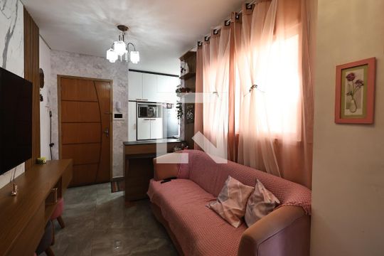 Sala de apartamento à venda com 2 quartos, 100m² em Jardim Ana Maria, Santo André