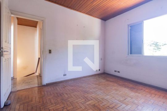 Quarto 1 de casa para alugar com 3 quartos, 300m² em Jardim da Gloria, São Paulo
