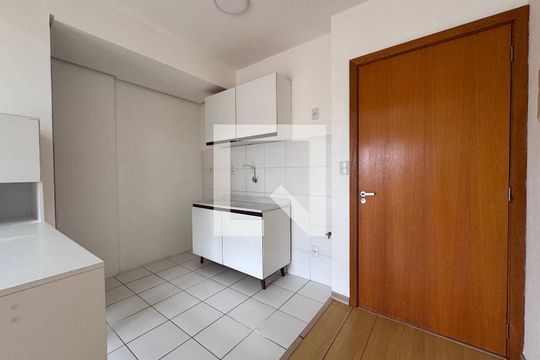 Sala/Cozinha de apartamento à venda com 1 quarto, 25m² em Centro, São Leopoldo