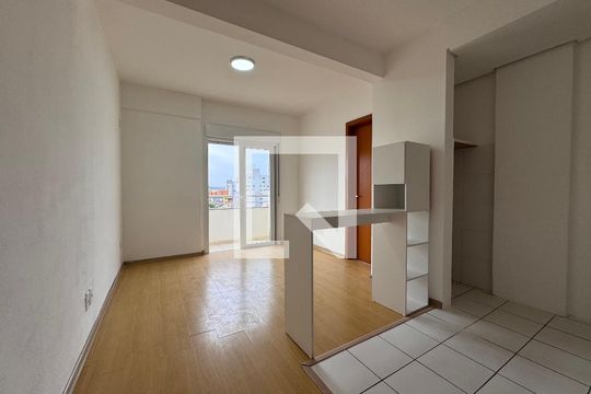 Sala/Cozinha de apartamento à venda com 1 quarto, 25m² em Centro, São Leopoldo