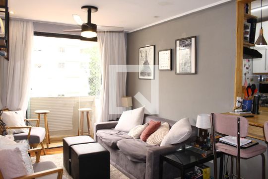 Apartamento à venda com 2 quartos, 62m² em Santa Cecilia, São Paulo