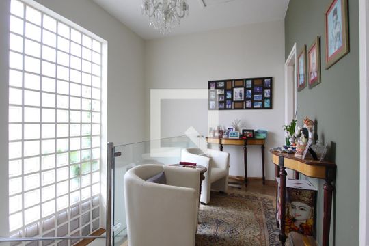 Corredor Suítes de casa à venda com 4 quartos, 315m² em Planalto Paulista, São Paulo