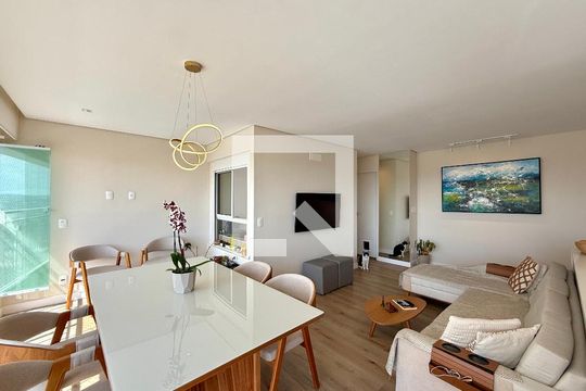 Sala de apartamento à venda com 3 quartos, 81m² em Santo Amaro, São Paulo
