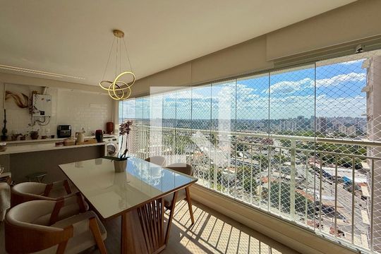 Sala de apartamento à venda com 3 quartos, 81m² em Santo Amaro, São Paulo
