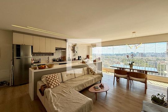 Sala de apartamento à venda com 3 quartos, 81m² em Santo Amaro, São Paulo