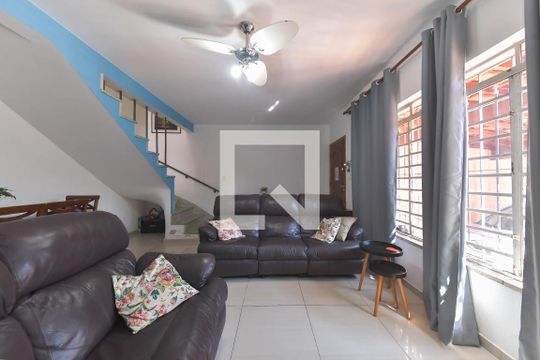 Sala de casa à venda com 3 quartos, 129m² em Jardim das Acacias, São Paulo