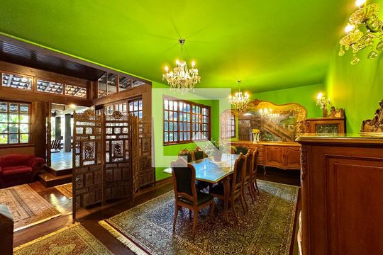 Sala de casa à venda com 5 quartos, 850m² em Recreio dos Bandeirantes, Rio de Janeiro