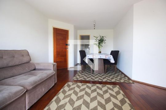 Sala de apartamento para alugar com 2 quartos, 74m² em Jardim Morumbi, São Paulo