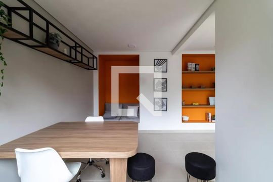 Área comum de apartamento para alugar com 2 quartos, 34m² em Parque Industrial Tomas Edson, São Paulo