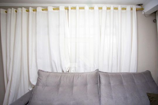 Sala de TV de casa à venda com 3 quartos, 252m² em Centro, Diadema