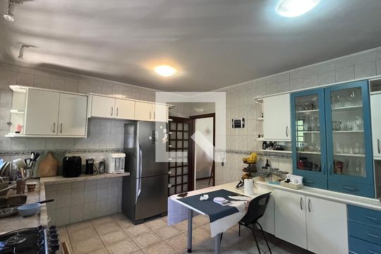 Casa à venda com 3 quartos, 350m² em Parque Alto Taquaral, Campinas