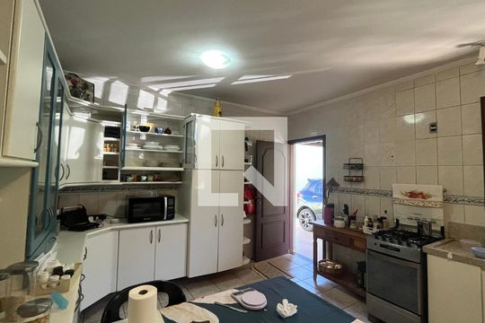 Casa à venda com 3 quartos, 350m² em Parque Alto Taquaral, Campinas
