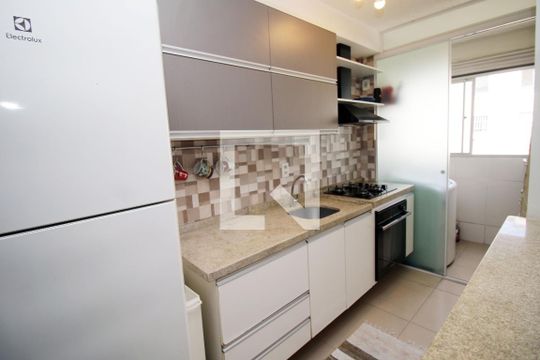 Cozinha de apartamento à venda com 2 quartos, 50m² em Vigário Geral, Rio de Janeiro