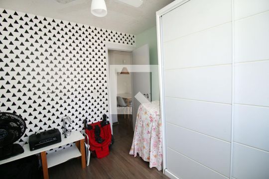 Quarto 2 de apartamento à venda com 2 quartos, 50m² em Vigário Geral, Rio de Janeiro