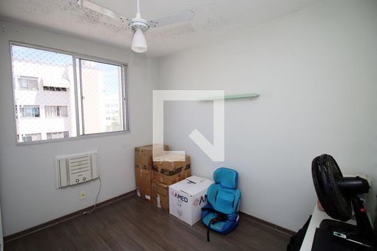 Quarto 2 de apartamento à venda com 2 quartos, 50m² em Vigário Geral, Rio de Janeiro