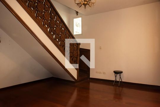 Sala 2 de casa à venda com 3 quartos, 300m² em Planalto Paulista, São Paulo