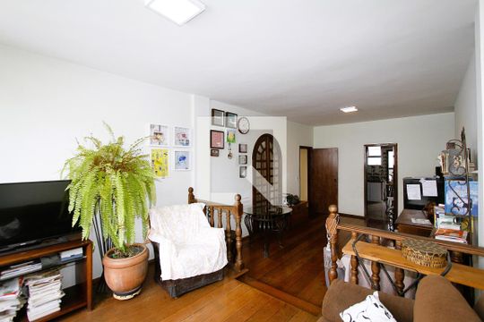 Sala 2 de apartamento à venda com 4 quartos, 200m² em Vila Paris, Belo Horizonte