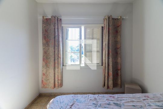 Quarto 2 de casa à venda com 2 quartos, 75m² em Vila Tiradentes, São Paulo