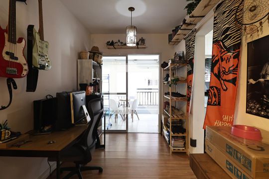 Sala de apartamento à venda com 3 quartos, 96m² em Vila Scarpelli, Santo André