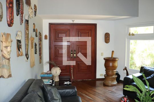 Sala 1 de casa de condomínio para alugar com 6 quartos, 700m² em Granja Viana, Cotia