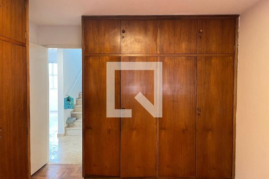Quarto 1 de apartamento para alugar com 2 quartos, 270m² em Perdizes, São Paulo