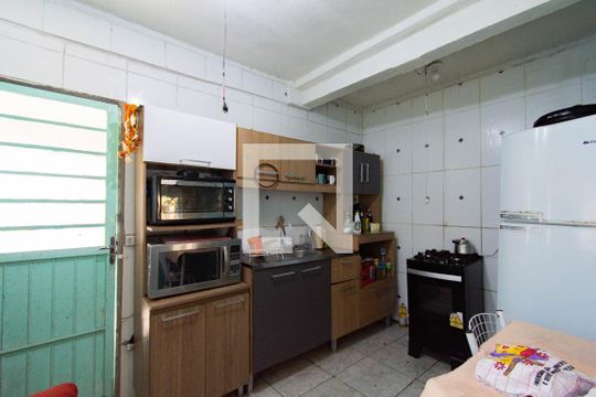 Casa à venda com 4 quartos, 60m² em Estância Velha, Canoas