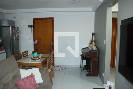 Sala/Cozinha de apartamento para alugar com 3 quartos, 61m² em Jardim Marilu, Carapicuíba
