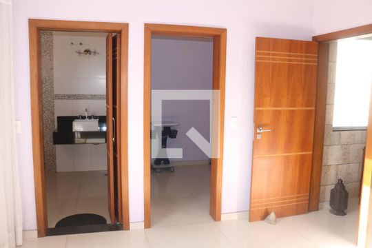 Suíte 1 de casa à venda com 3 quartos, 306m² em Cerâmica, São Caetano do Sul
