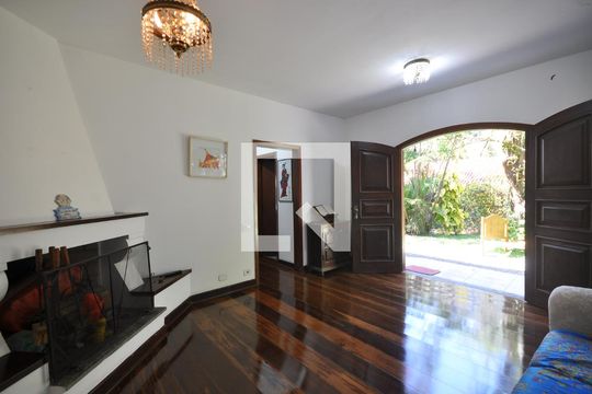 Sala de casa para alugar com 3 quartos, 999m² em Vila Albertina, São Paulo