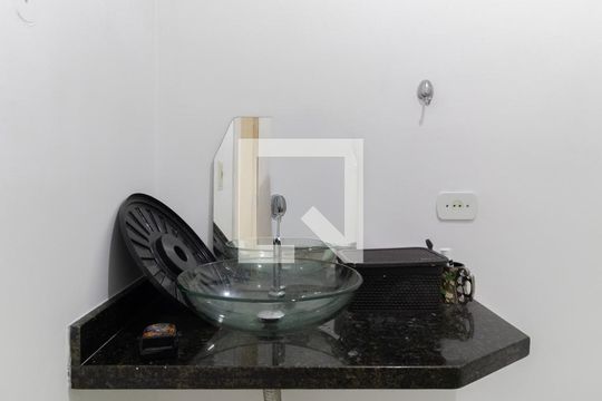Banheiro de casa à venda com 3 quartos, 252m² em Vila Jacuí, São Paulo
