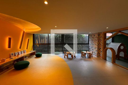 Brinquedoteca de casa à venda com 2 quartos, 106m² em Vila Ipojuca, São Paulo