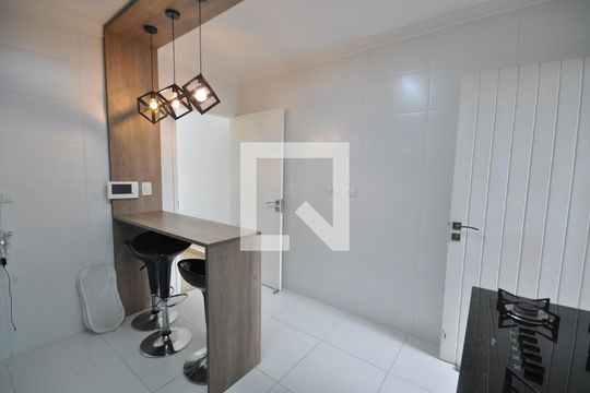 Cozinha de casa para alugar com 3 quartos, 109m² em Vila Rosa, São Paulo