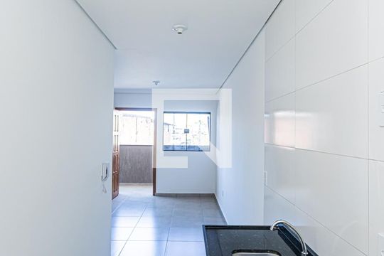 Sala, cozinha e área de serviço de apartamento à venda com 2 quartos, 42m² em Freguesia do Ó, São Paulo