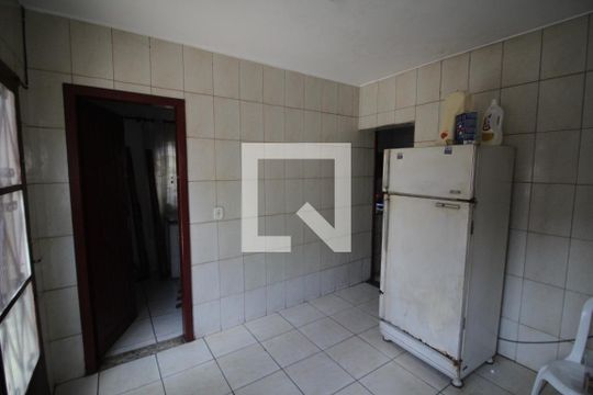 Casa para alugar com 3 quartos, 377m² em Eldorado, Contagem