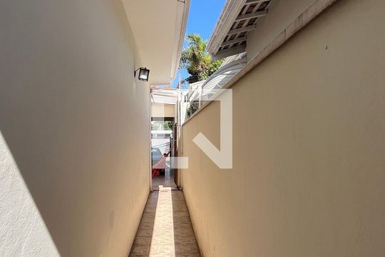 Área comum de casa para alugar com 3 quartos, 225m² em Parque Taquaral, Campinas