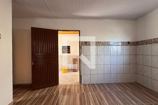 Sala/Cozinha de casa à venda com 2 quartos, 90m² em Santa Teresa, São Leopoldo