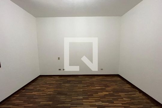 Quarto 1 de casa à venda com 4 quartos, 350m² em Jardim das Vertentes, São Paulo