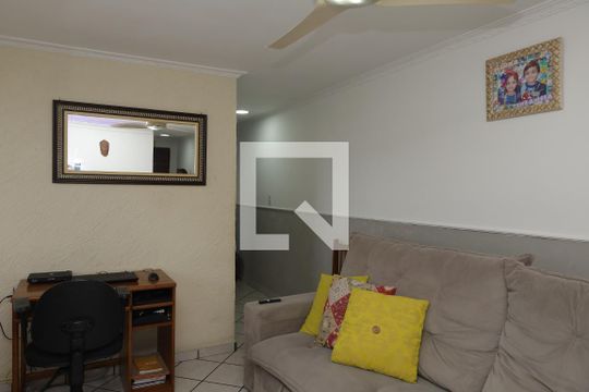 Sala de apartamento à venda com 3 quartos, 72m² em Cidade Antônio Estêvão de Carvalho, São Paulo
