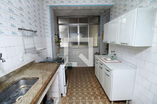 Cozinha de apartamento à venda com 2 quartos, 70m² em Irajá, Rio de Janeiro
