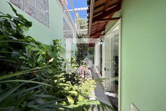 Varanda de casa para alugar com 3 quartos, 148m² em Santo Amaro, São Paulo