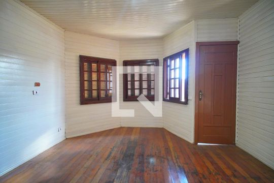 Sala de casa para alugar com 4 quartos, 190m² em São Miguel, São Leopoldo